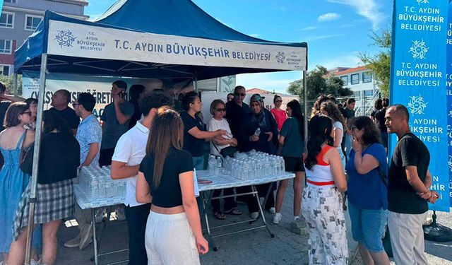 Başkan Çerçioğlu üniversite adaylarının yanında