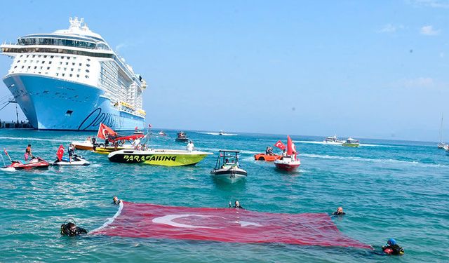Kuşadası’nda Denizcilik Ve Kabotaj Bayramı kutlamaları başladı