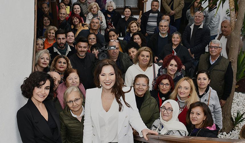Çalıkuşu’nun Feridesi Aydan Şener yuvaya döndü