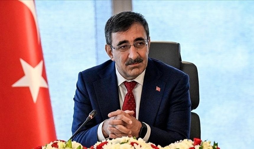 Cumhurbaşkanı Yardımcısı Cevdet Yılmaz emekli maaşları için yıl sonunu işaret etti