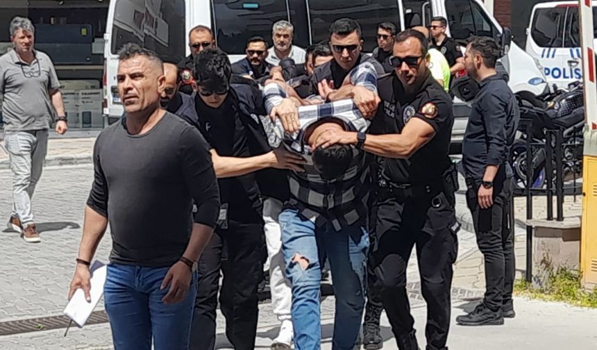 Kuşadası'nda eğlence mekanına tüfekle ateş açan 6 kişi gözaltına alındı
