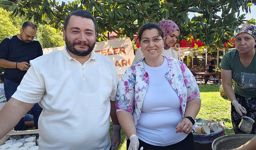 AK Gençlikten aşure hayrı