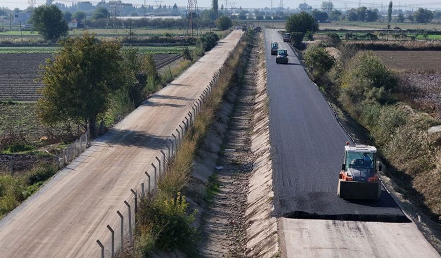 Aydın Şehir Hastanesi’ne giden yeni yolun çalışmaları sürüyor
