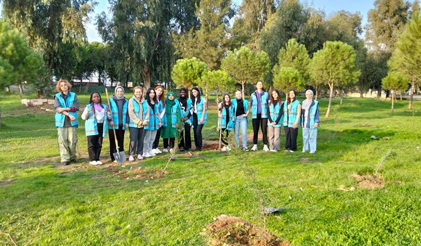 Üniversite öğrencileri yaşadıkları yurtları güzelleştirdi