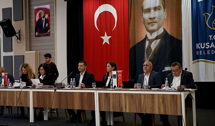 Kuşadası Belediye meclisi yılın son toplantısını yaptı