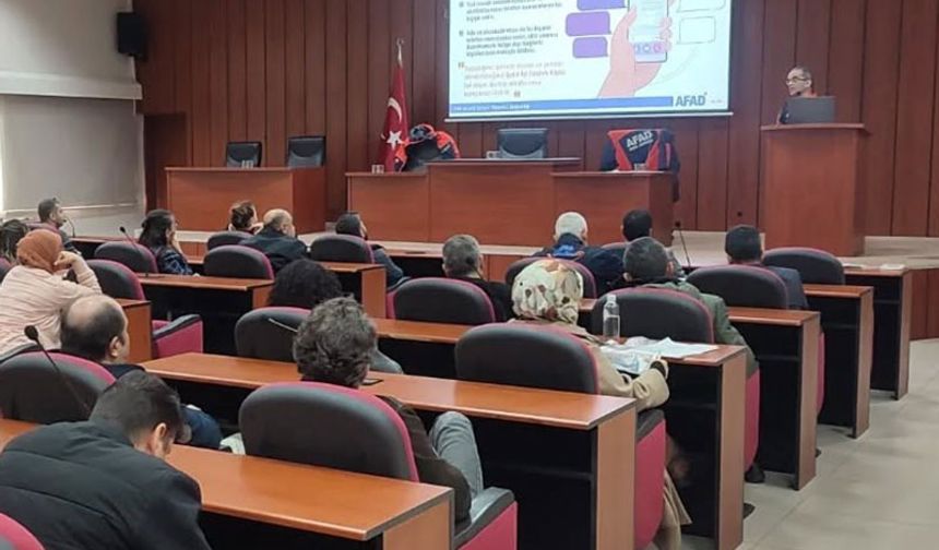 AFAD’dan kurum personeline afet farkındalık eğitimi