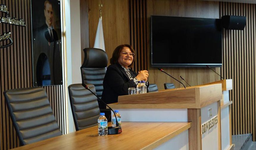 Başkan Gençay’dan pazaryerleriyle ilgili açıklama