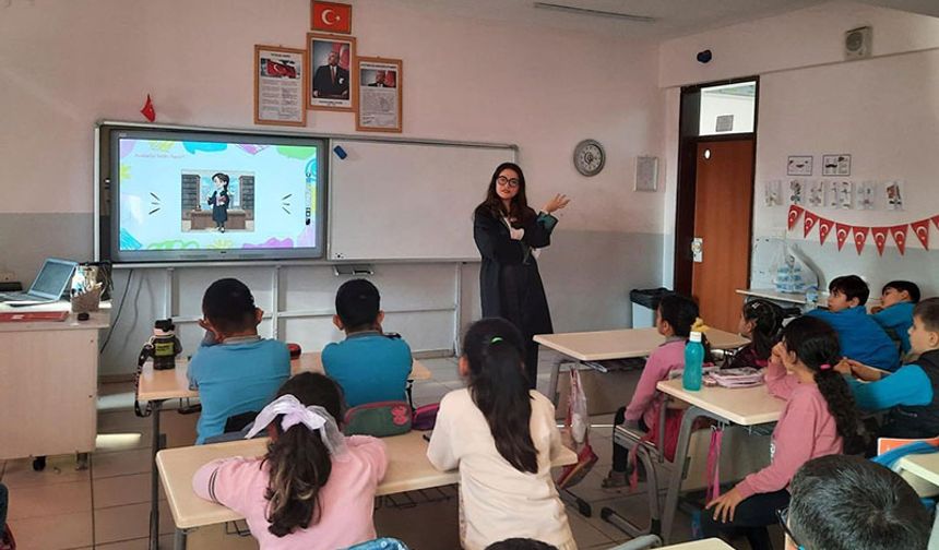 Öğrenciler avukatlık mesleğini tanıdı