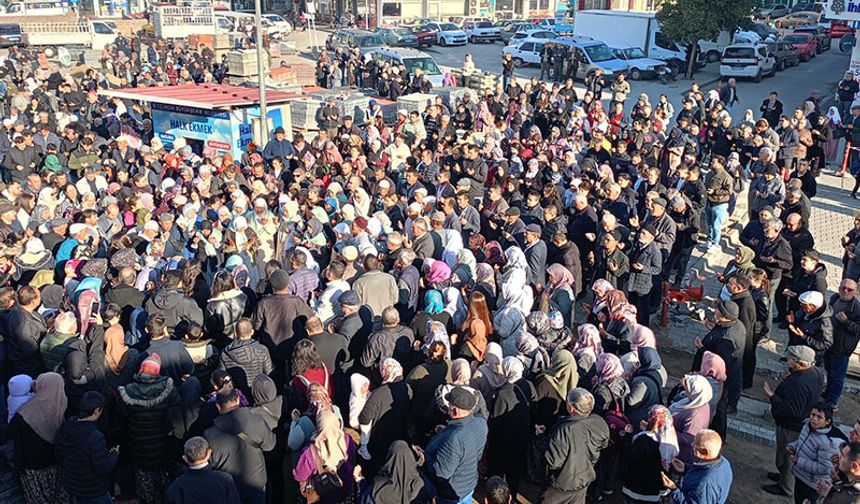 Umre yolcuları kutsal topraklara uğurlandı