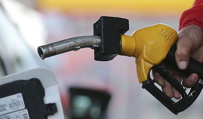 Akaryakıta bir indirim daha geliyor