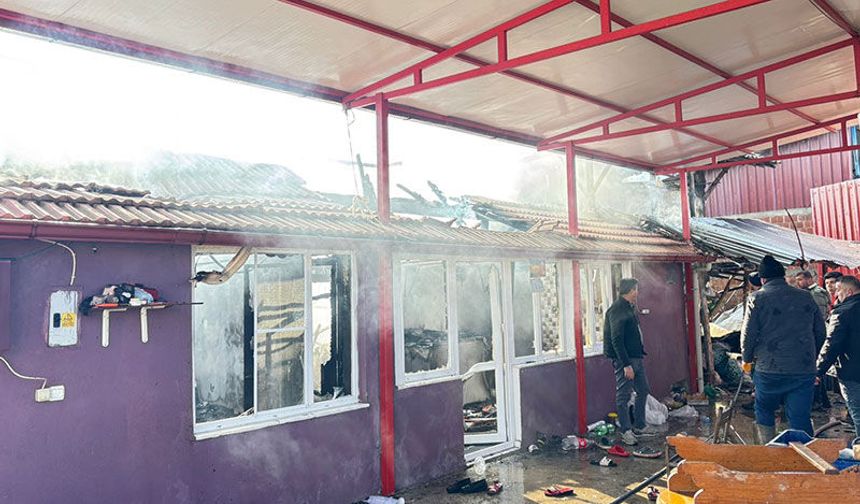 Aydın’da ev alevlere teslim oldu