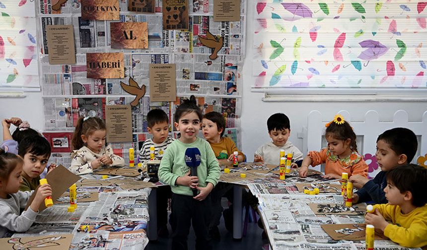 Geleceğin spikerleri Çocuk Gelişim Merkezi’nde mikrofon başına geçti
