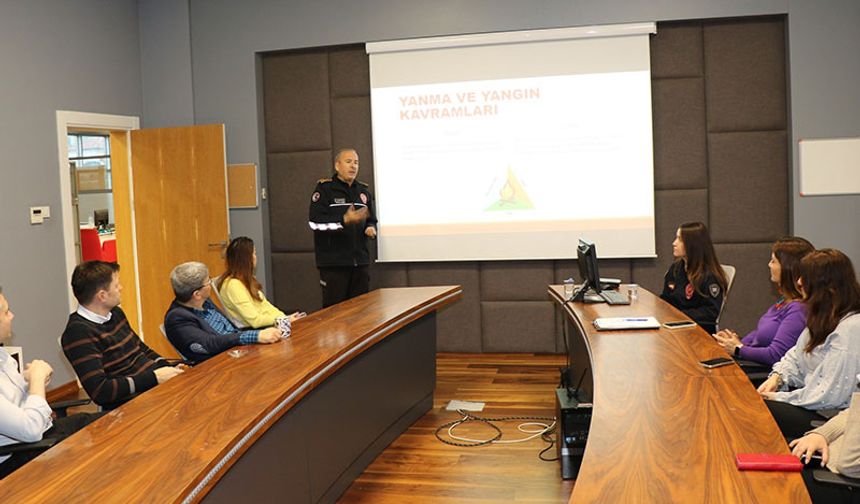 AYTO personeline temel yangın eğitimi verildi