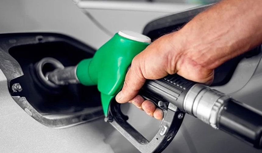 Akaryakıta bir zam daha!