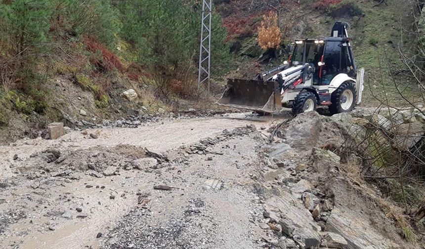 Bozdoğan Belediyesi, yağış sonrasında sahada