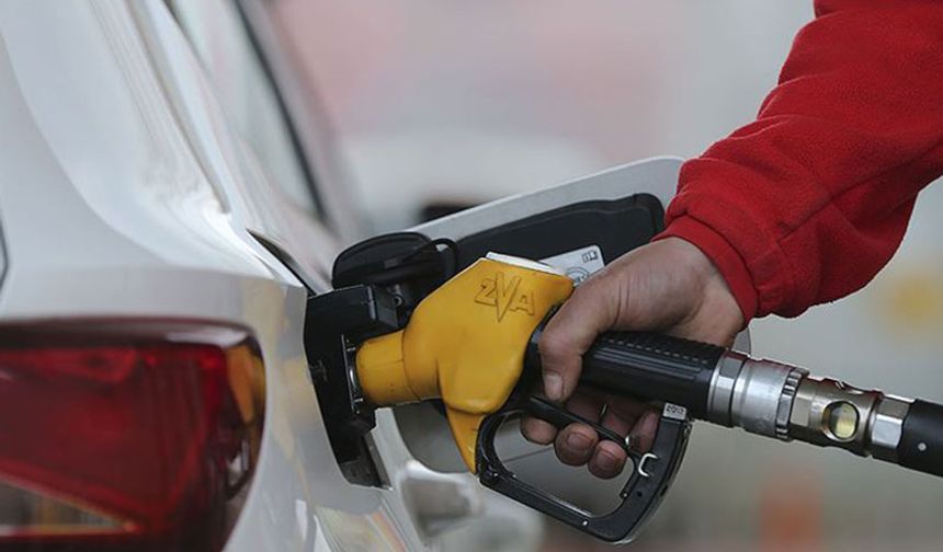Benzin fiyatlarına büyük zam yolda