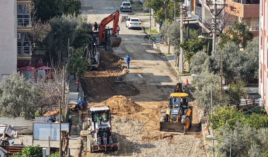Büyükşehir’in yol yenileme çalışmaları sürüyor