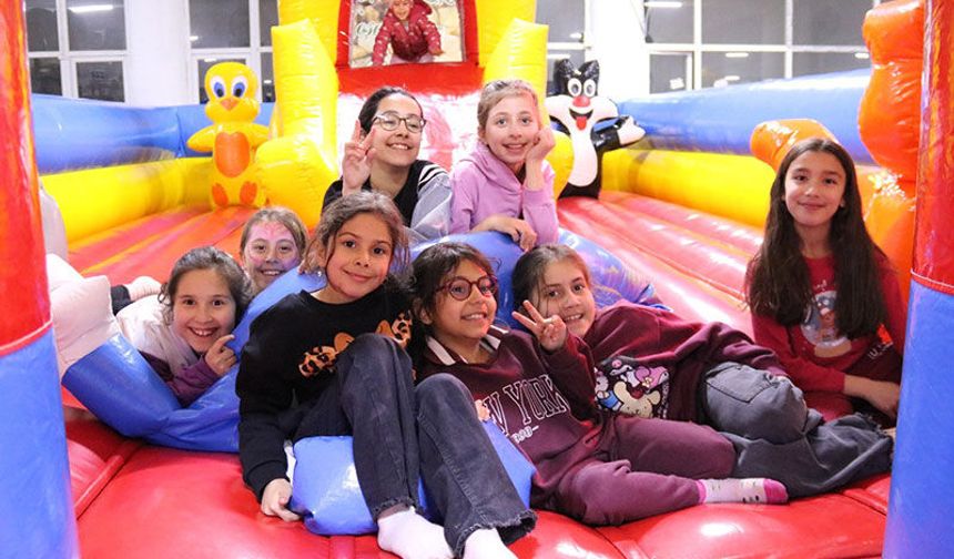 Büyükşehir'in Ramazan etkinlikleri Yenipazar'da vatandaşlarla buluştu