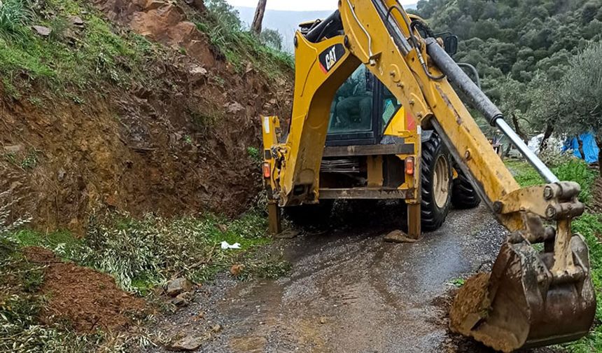 Efeler Belediyesi’nden yağış sonrası yollara hızlı müdahale