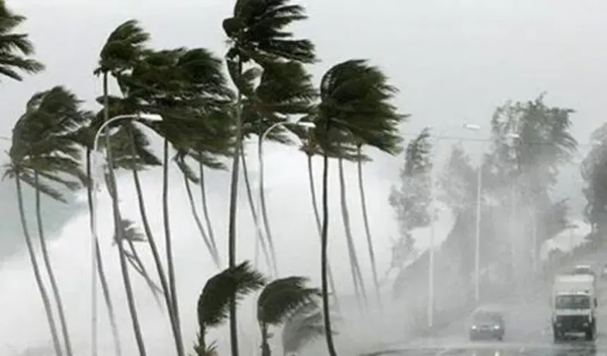 Ege Denizi'nde kuvvetli fırtına uyarısı