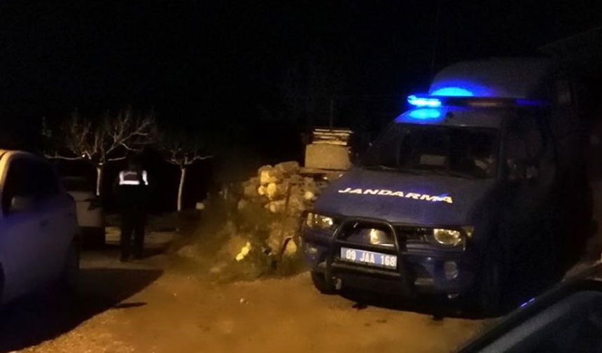 Marmaris’te 2 kişiyi silahla yaraladı: Aydın'da aranıyor