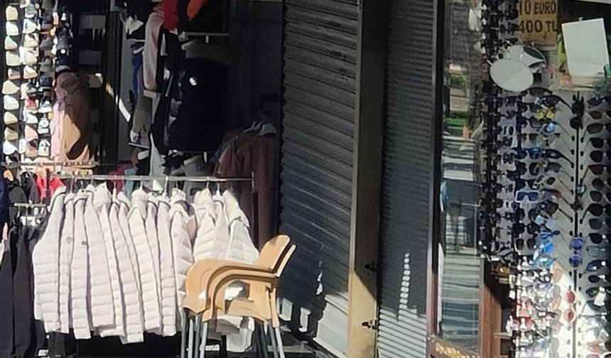 Kepengi kapattı, hırsızı içeride kilitledi!