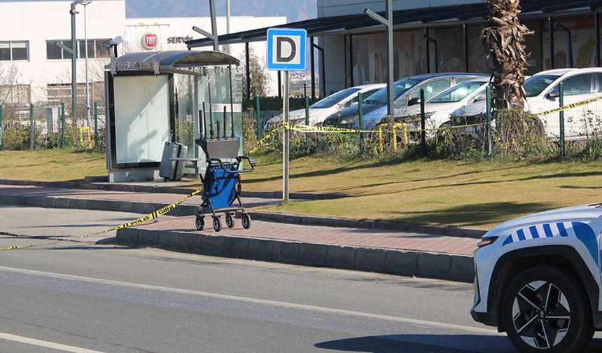AVM önünde şüpheli valiz paniği