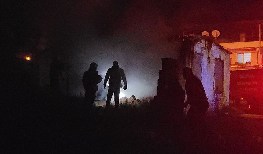 Metruk binada yangın