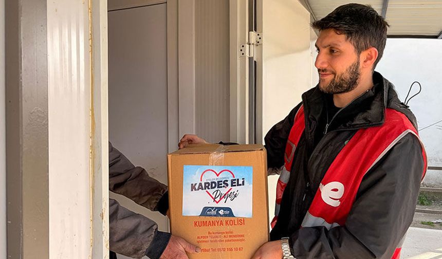 Efeler Belediyesi 2 bin adet gıda kolisi dağıttı