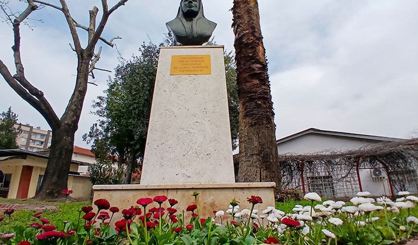 Gül Esin Parkı yeni yüzüyle ışıldıyor