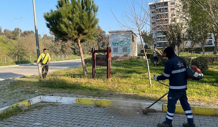 Büyükşehir ekipleri Efeler’i bayrama hazırlıyor