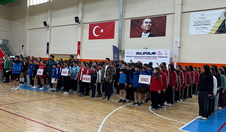 Hentbol Şampiyonası Aydın'ın ev sahipliğinde başladı