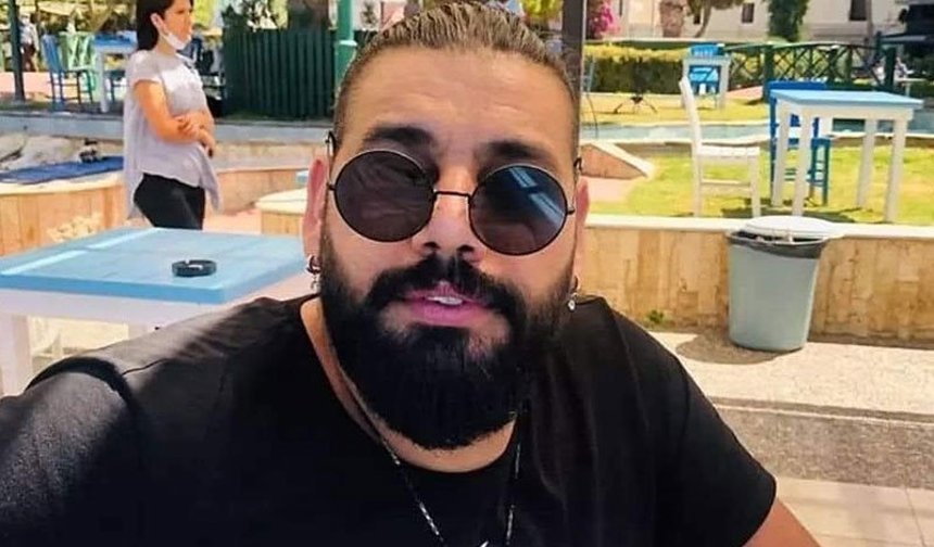 Kuşadası’nda sevilen müzisyen hayatını kaybetti