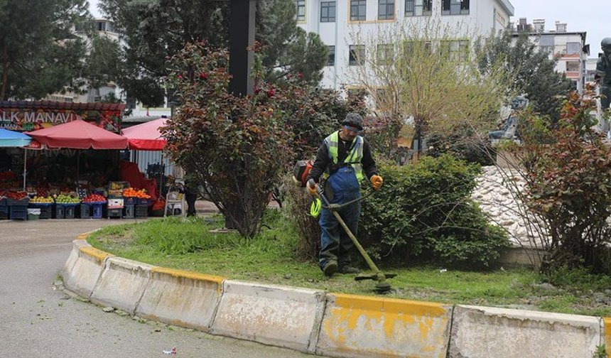 Büyükşehir Belediyesi’nden 2 ilçeye ‘bahar’ dokunuşu