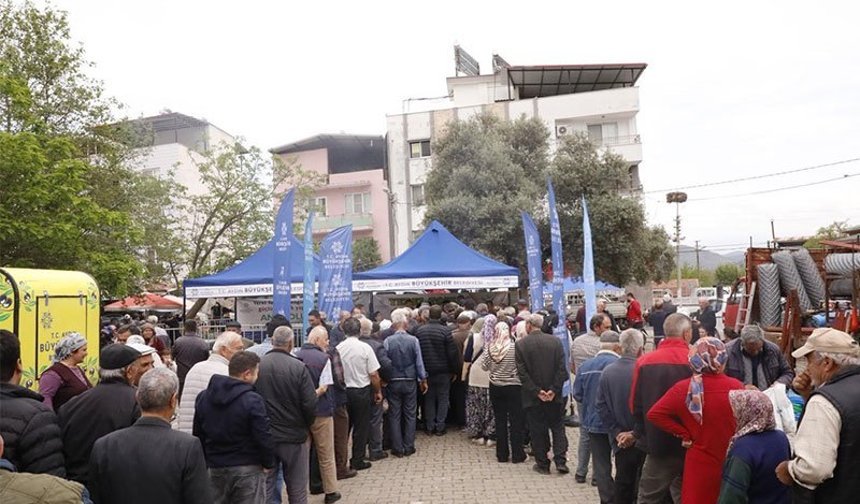 Ata tohumları Karpuzlu ve Didim'de vatandaşlara dağıtıldı