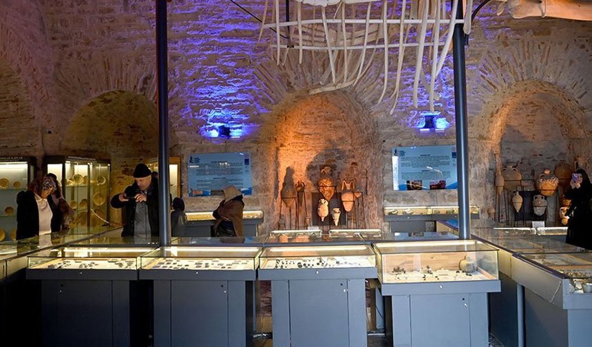 Deniz Ticaret Tarihi Sergi Alanına yoğun ilgi