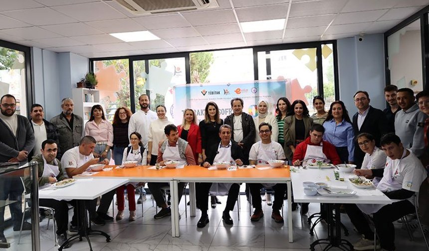 Otizm Yaşam Merkezi Başkan Yetişkin ile güçlenerek büyüyor