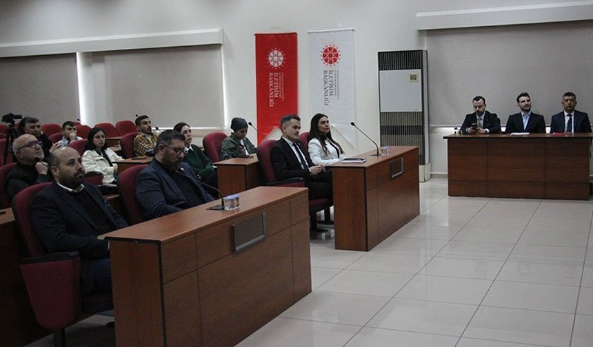 Aydın'da gazetecilere dijital çağ eğitimi