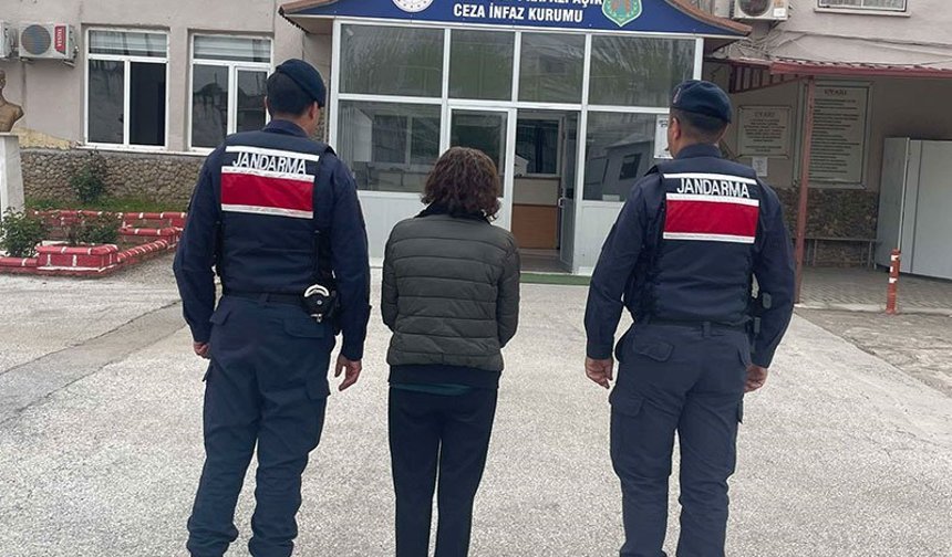 Aydın’da aranan 2 kişi yakalandı