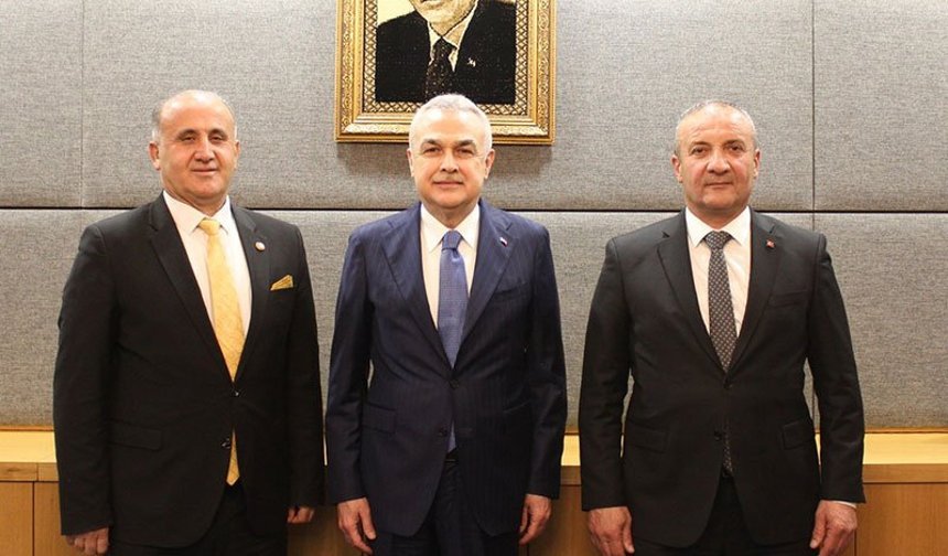 Başkan Kaya Ankara’dan müjdelerle döndü