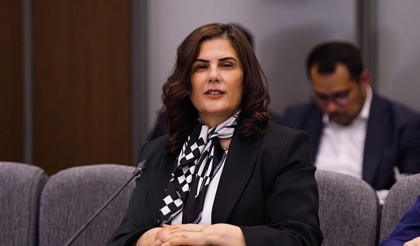 Özlem Çerçioğlu AK Parti’nin Yerel Yönetimler Toplantısına Katıldı