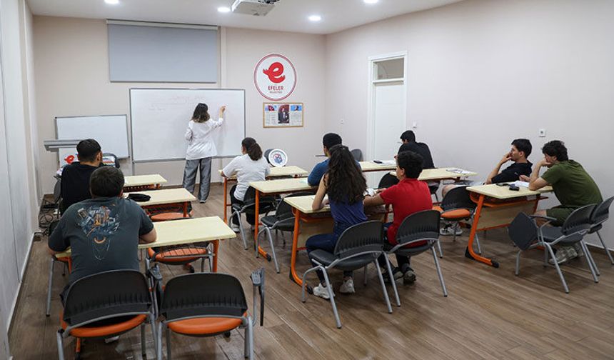 Başkan Anıl Yetişkin’den gençlere sınav desteği