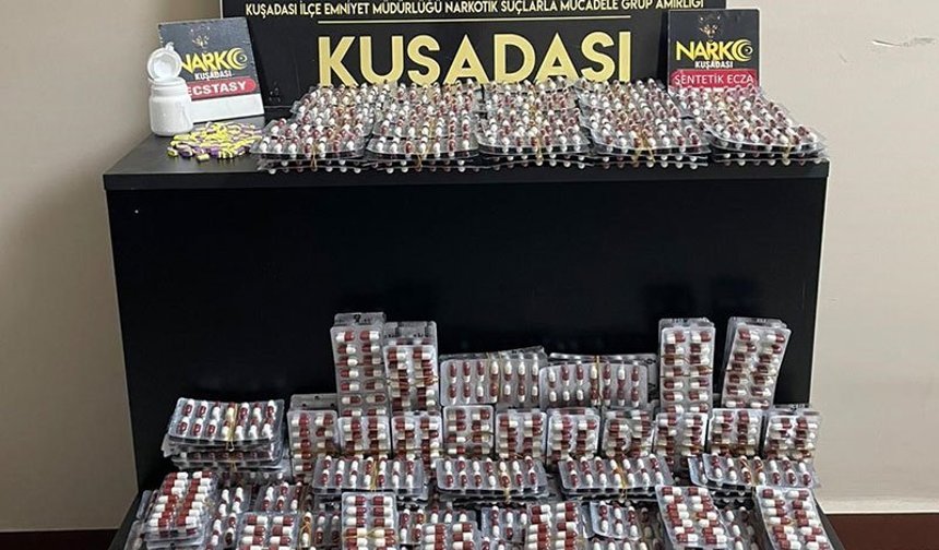 Kuşadası’nda zehir operasyonu