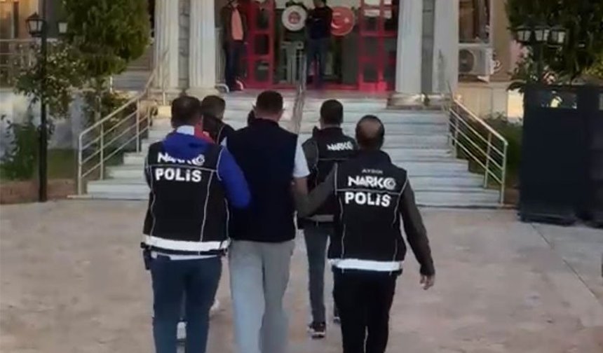 Aydın'da teknede 186 kilogram zehir ele geçirildi