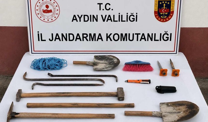 Magnesia Antik Kenti’nde kaçak kazıya suçüstü