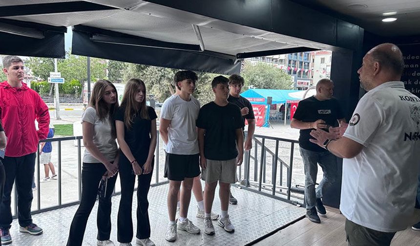 Kuşadası'nda gençlerden Narkotır'a yoğun ilgi