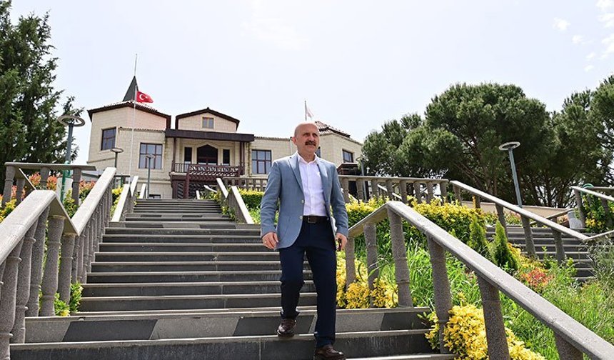 Vali Varol, Demokrasi Müzesi'ni ziyaret etti