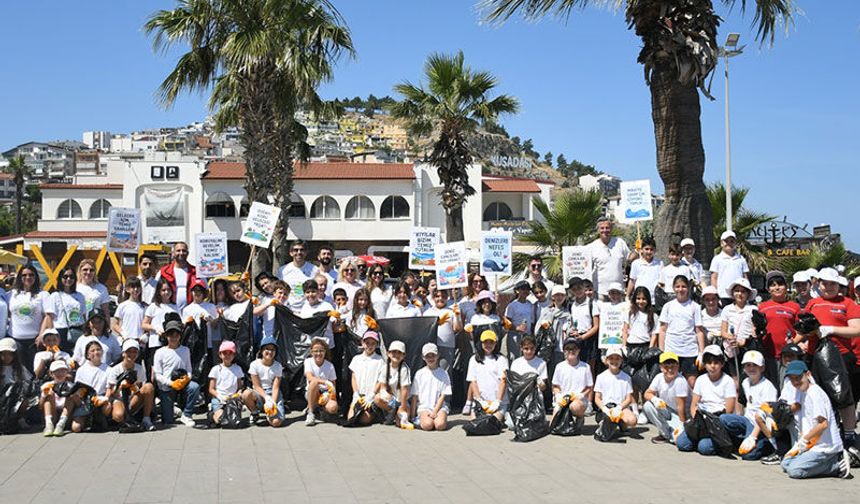 Geleceğin çevre gönüllüleri Kuşadası Belediyesi’nin etkinliğinde buluştu