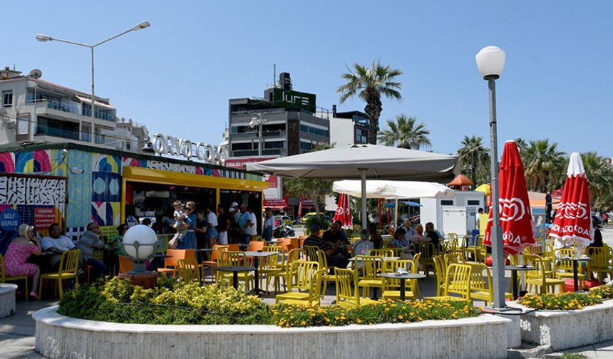 Kuşadası Belediyesi'nin turistik tesisleri ilgi görüyor