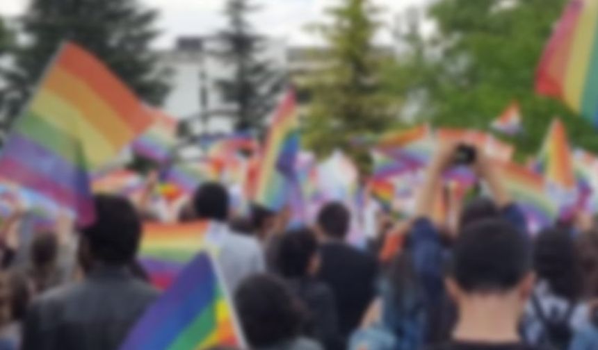 Kuşadası’ndaki tüm LGBTİ etkinlikleri yasaklandı